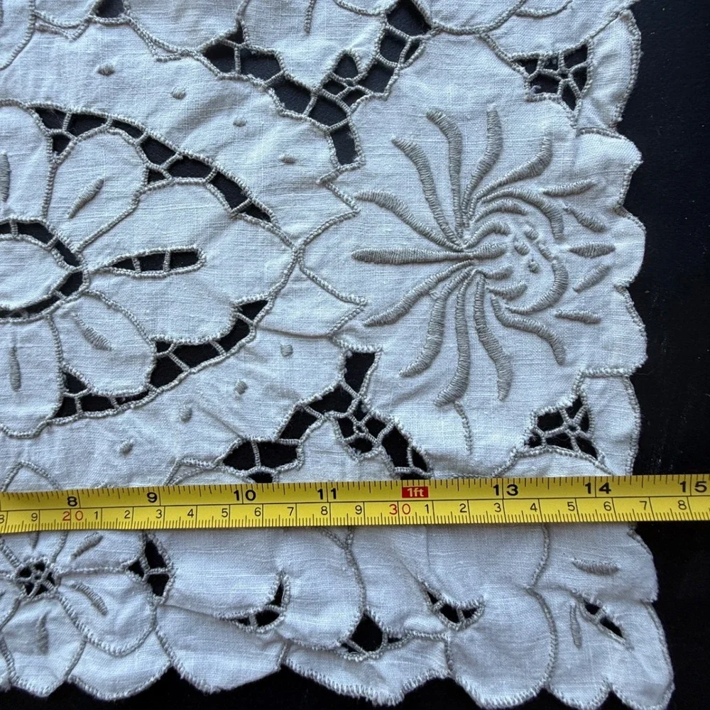 Vintage Off White Cutwork Lace Placemats Set 4 Floral Embroidery Scalloped Edge